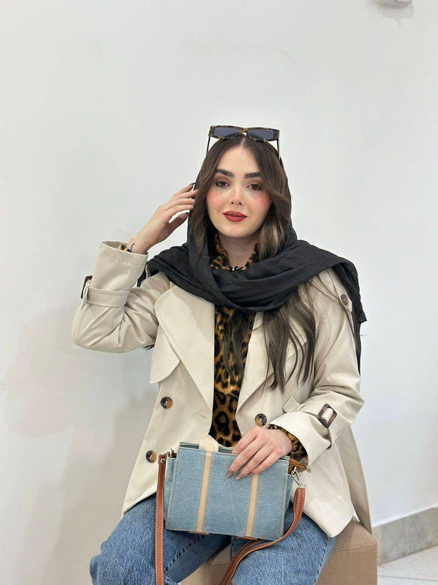 بارونی زنانه مدل اصالت